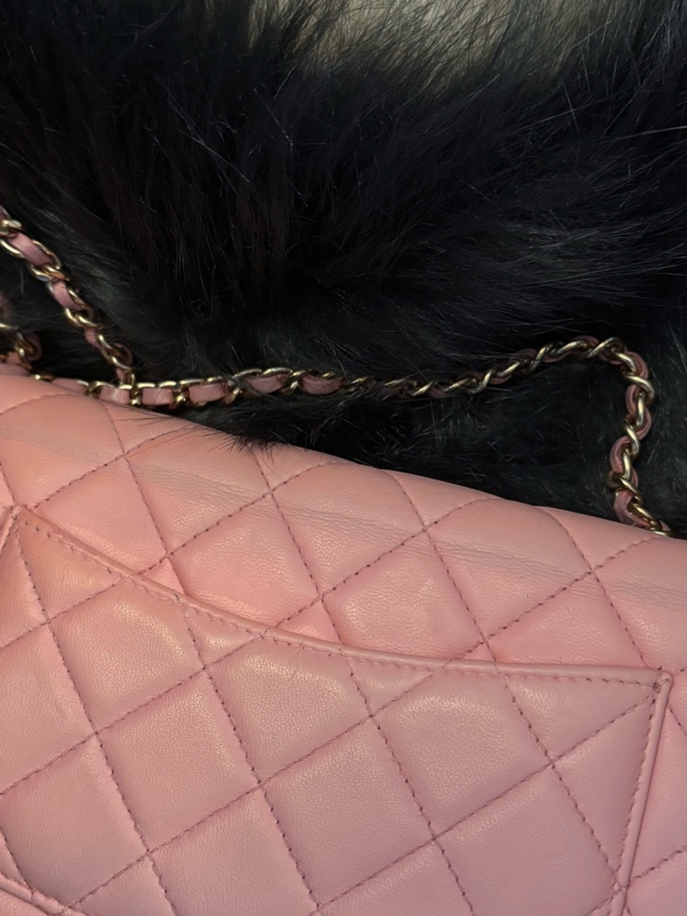 CHANEL Pink Quilted Leather Chain Crossbody Wallet - Picture 5 of 5